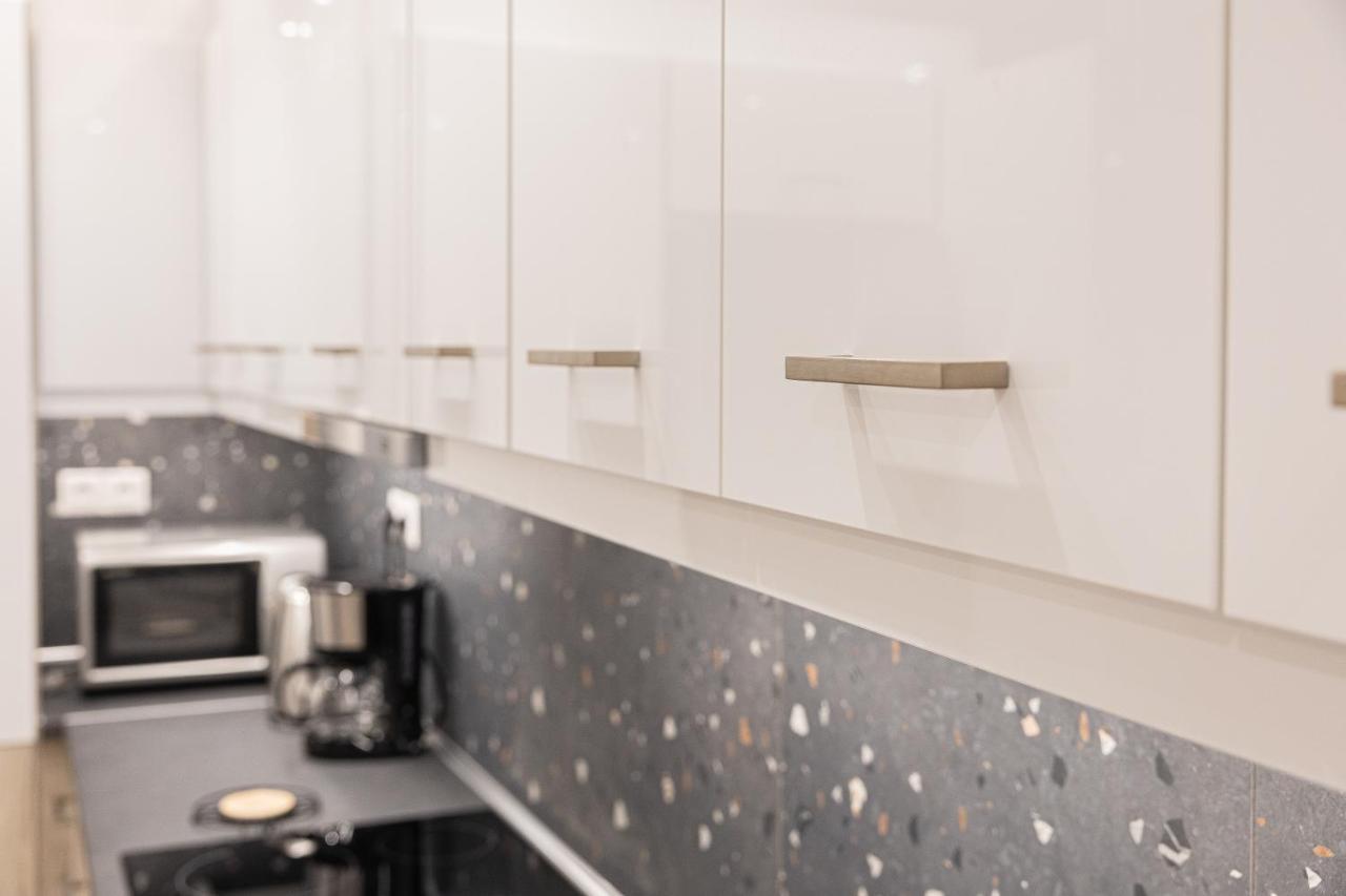 Amazing Apartment Near Metro Station! Athens Ngoại thất bức ảnh